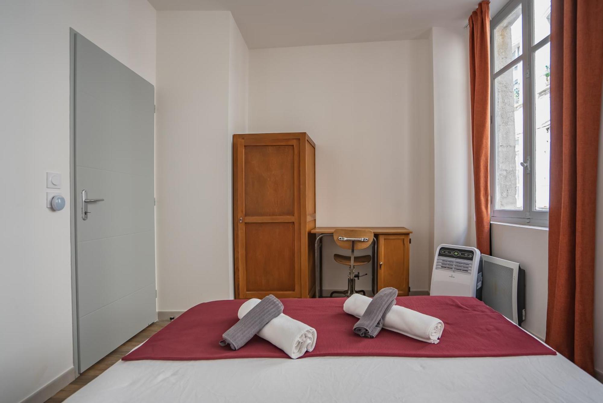 Le Balcon Du Roi Rene Apartment Avignon Exterior photo